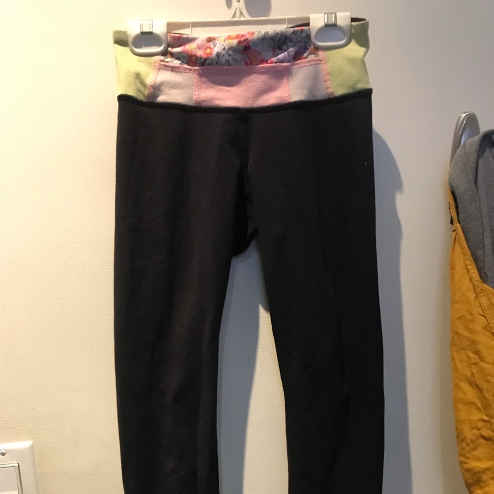 Lululemon Wunder Under crop